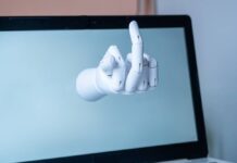 SK hynix ZUFS tech promises faster AI performance